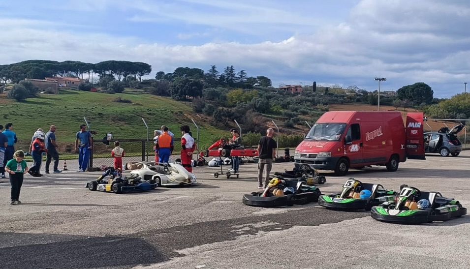 Superpole